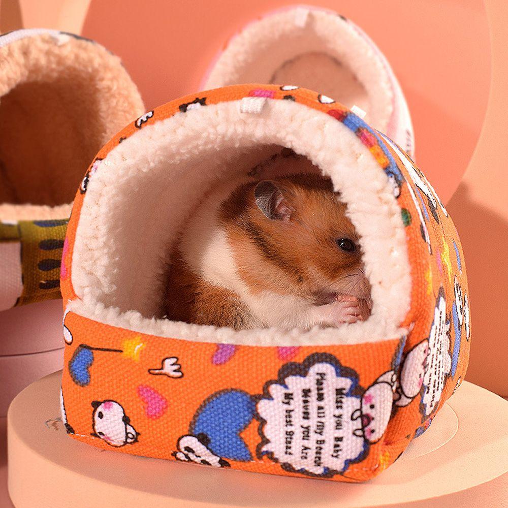 Comfortable Winter Semi-closed Warm Mat Guinea Pig Nest Hamster House Small Animal Sleeping Bed