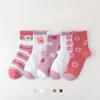 5 пар/лот, детские мягкие носки, носки с цветочным принтом и сердечками для маленьких девочек, осенне-зимние теплые детские носки среднего размера