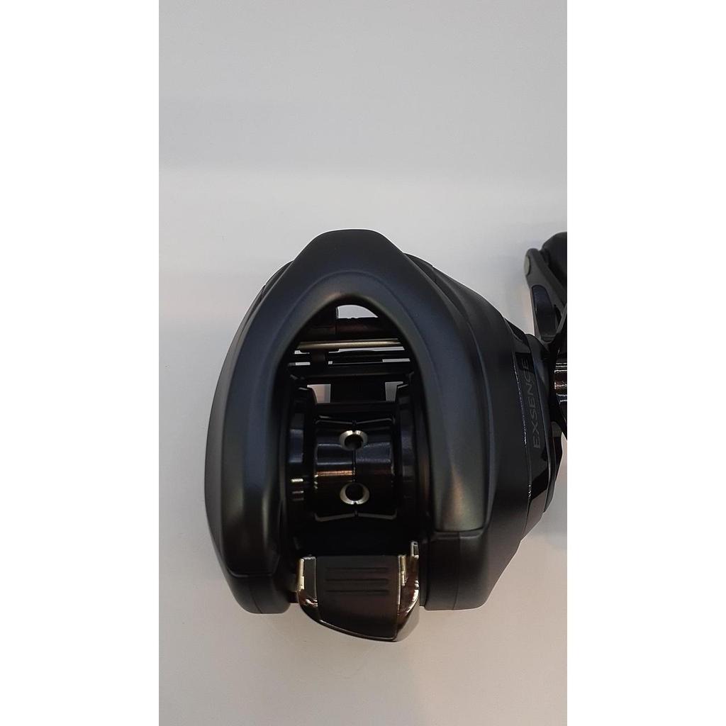 Used SHIMANO 17 EXSENCE DC XG 03735 Bait reel