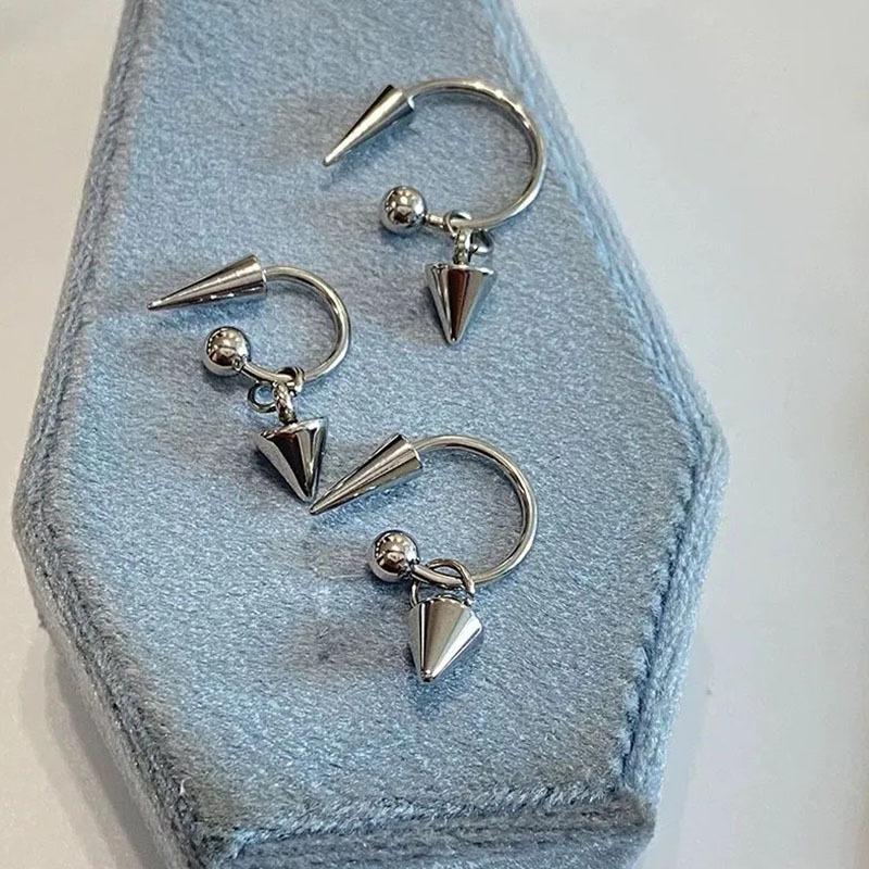 1 шт. готические серьги-гвоздики из нержавеющей стали с шипами-штангами, заклепки, изогнутые серьги для пирсинга хряща для женщин, ювелирные изделия для вечеринки Y2K