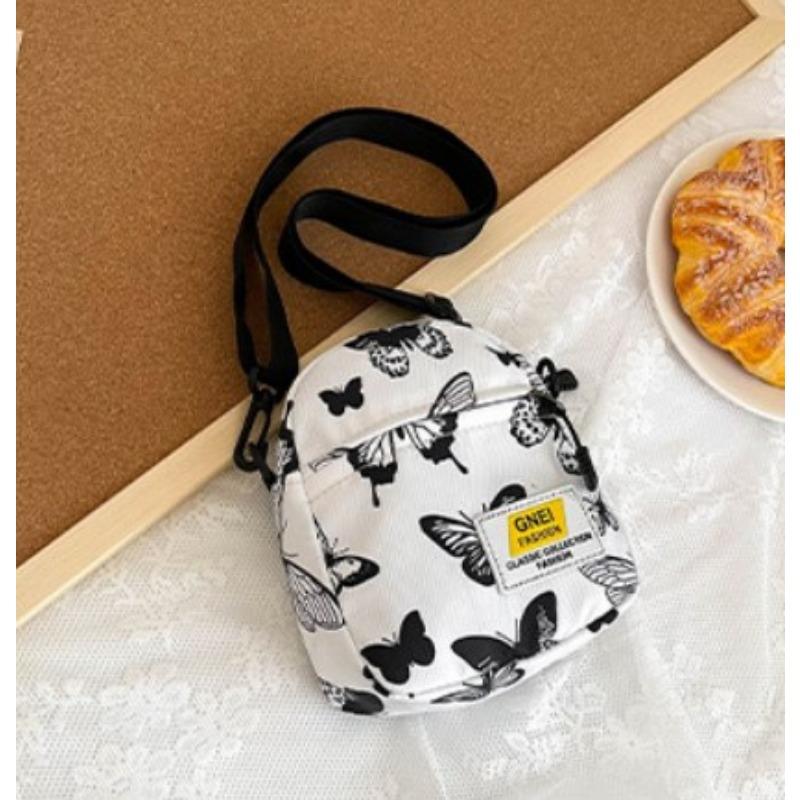 Маленькая детская сумка через плечо с бабочкой, женская милая новинка 2023 года, новая сумка через плечо в иностранном стиле, кошелек для детского сада