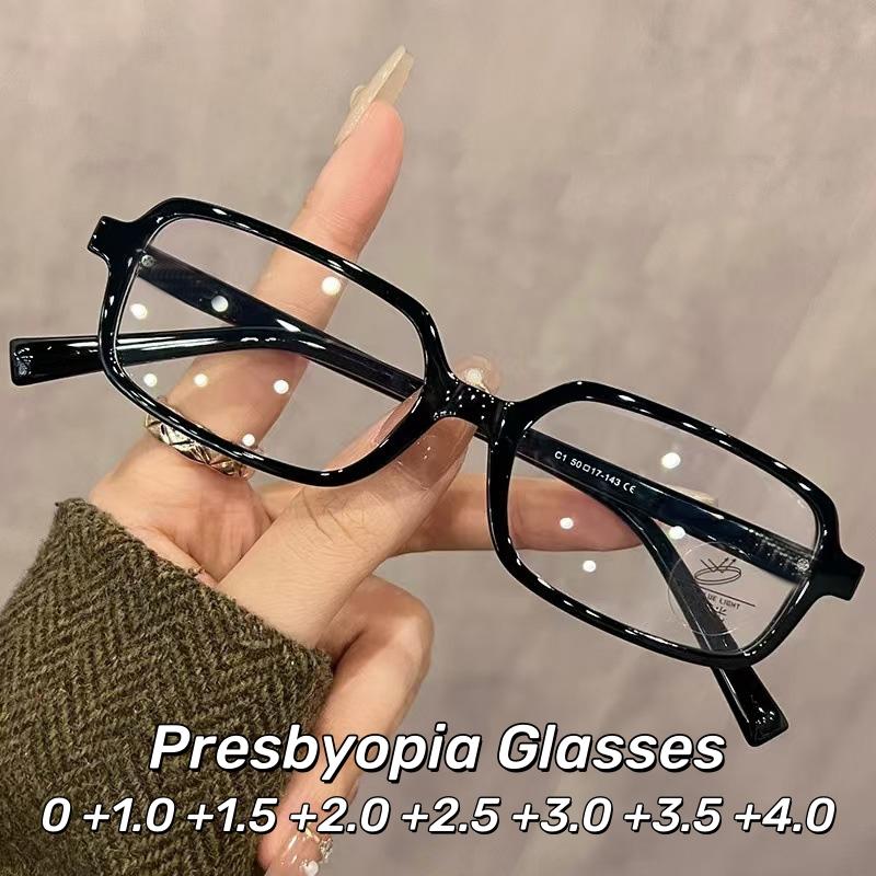 Luxury Women Printed Presbyopia Glasses Fashion Square Small Frame Reading Glasses Ultra Light Anti-Blue Light Farsightedness