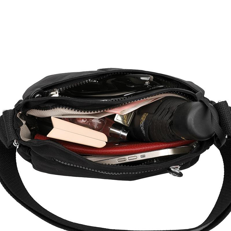 Medium Mother Bag Casual Lightweight Anti-splashing Nylon Bag Fashionable Simple Large Capacity Women's Shoulder Messenger Bag
