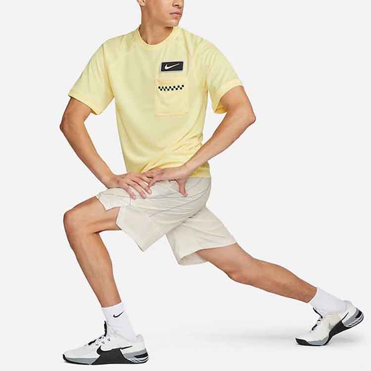 Nike Dri-Fit Logo Short Sleeve T-Shirt Men Tops Light-Lemon-Green DX8635-821