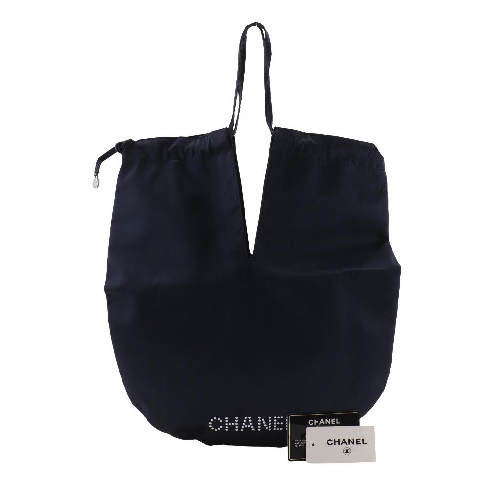 Chanel Жемчужный логотип Сумка через плечо A17840 кошелек черный Сатин Женский Б/У