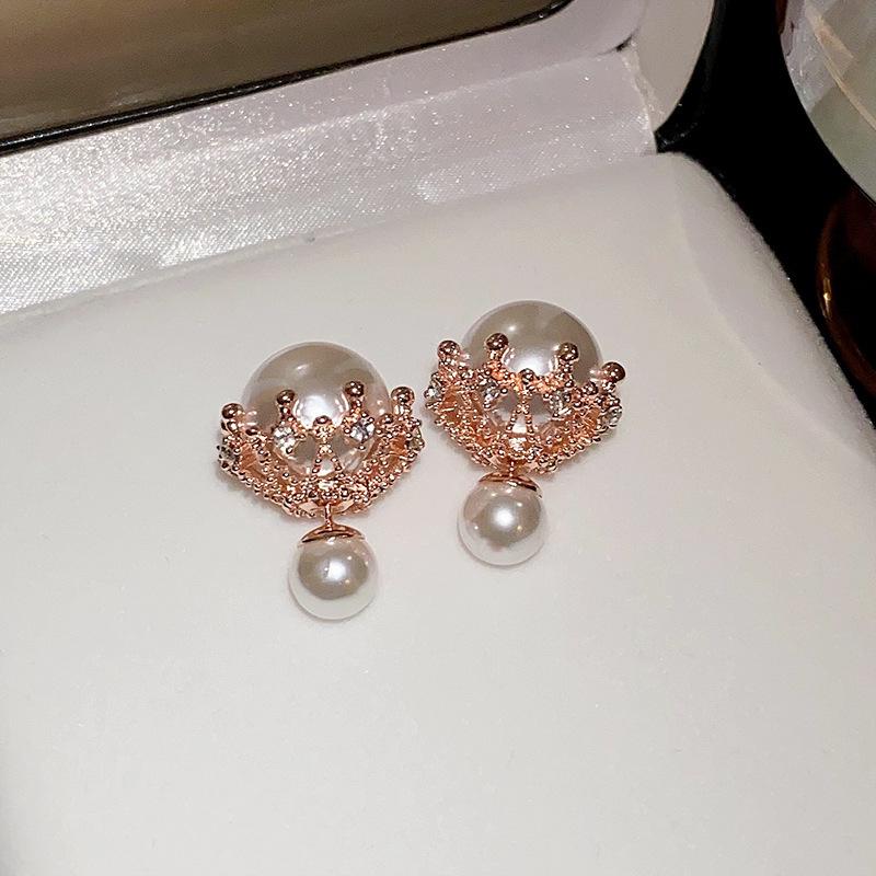 Elegant Zircon Pearl French Retro Luxury Earrings 2025
