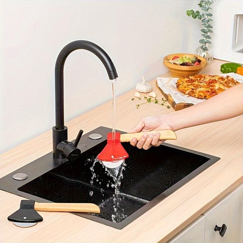 1 Axe Pizza Knife, Durable Stainless Steel Blade with Comfortable Bamboo Handle, Innovative Baking Cutter, Kitchen Small Tool