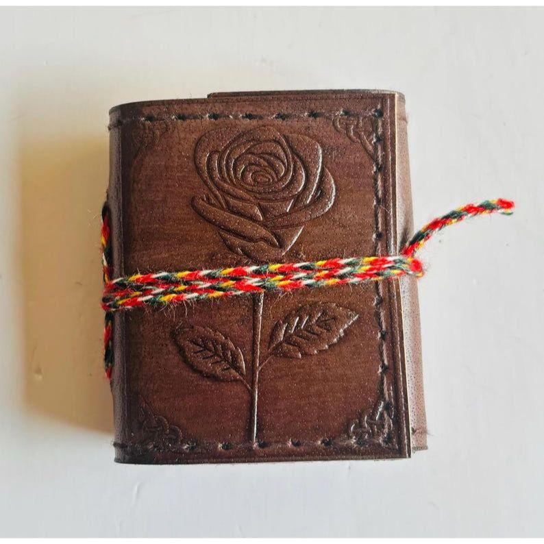 Самый маленький миниатюрный кожаный ежедневник ( Ассорти / Микс )