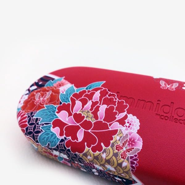 Футляр для очков Kimmidoll с салфеткой для чистки в виде куклы Кокэси, (Хана)