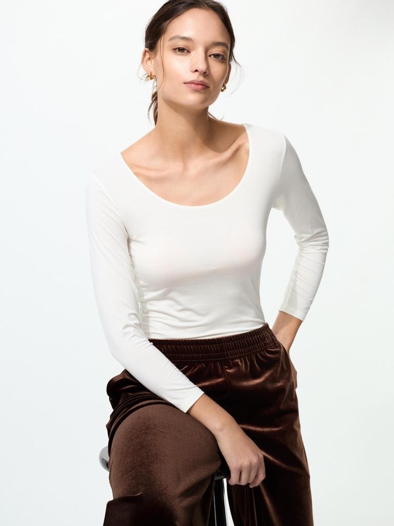 Uniqlo Футболка Japan HeaTTech U-образным вырезом с рукавом 8 мин.