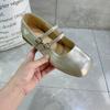 Женские туфли на плоской подошве, новые модели лета 2025 года, для ношения с юбками, туфли Doudou на мягкой подошве, женские туфли Мэри Джейн во французском стиле, серебристые маленькие кожаные ш