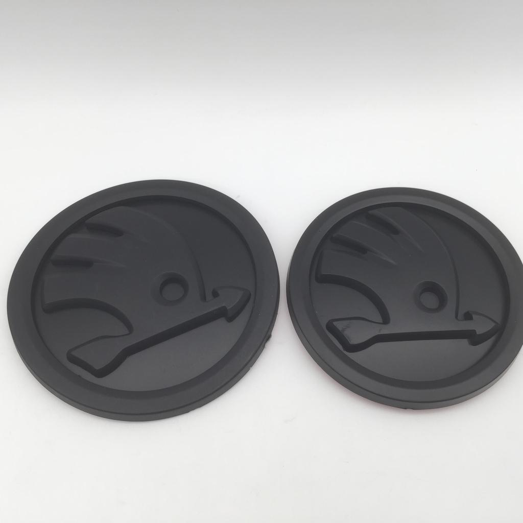 blcr1 2pcs 90mm 80mm for SKODA Car Front Grille Head Hood Bonnet Emblem Rear Tail Bumper Trunk Sticker Badge Styling Accessories