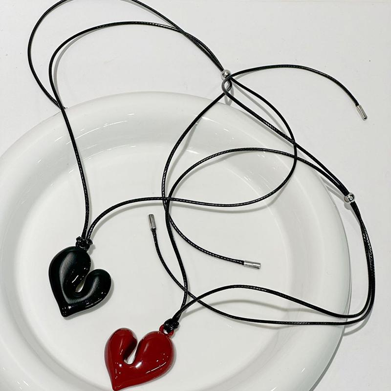 Irregular Heart Pendant Necklace For Women Girls Sweet Adjustable Pull-Out Sweater Chain Jewelry Accessories Gifts