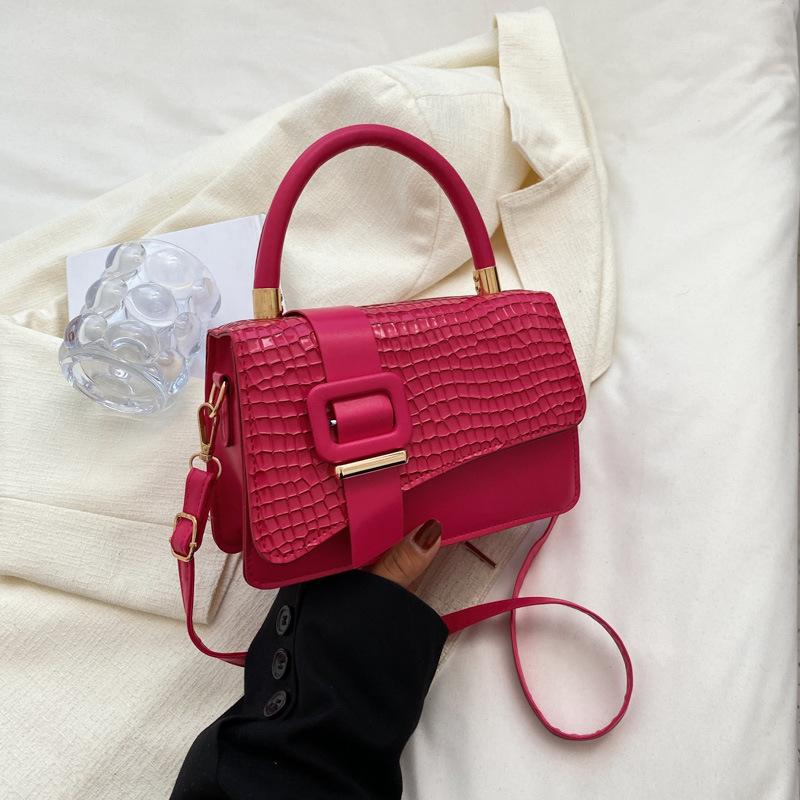 Премиальная фактурная сумка женская летняя 2024 новая модная нишевая дизайнерская сумка через плечо женская сумка-мессенджер