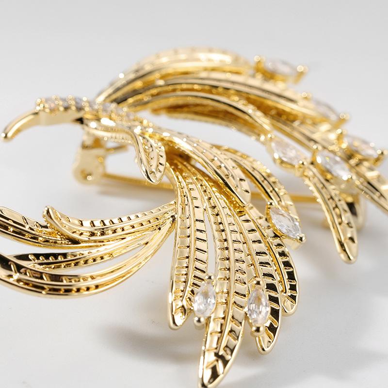 Senior Brooches Flower Leaf Brooch Pins for Women Suit Pendant Fashion Brooches Jewelry