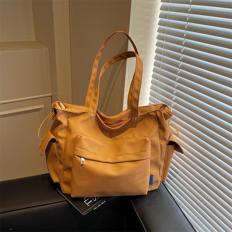 Сумка большой вместимости женская новая модная дорожная на плечо подмышку студенческая для учебы портативная сумка-тоут