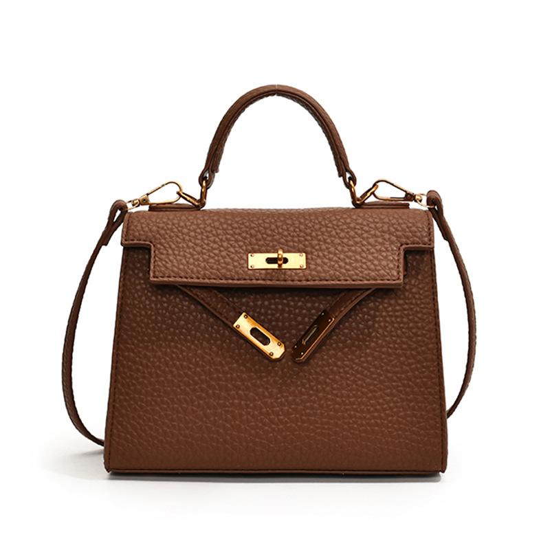 Ретро трендовая женская сумка 2025 новая осенняя модная повседневная маленькая квадратная сумка высококлассная сумка через плечо