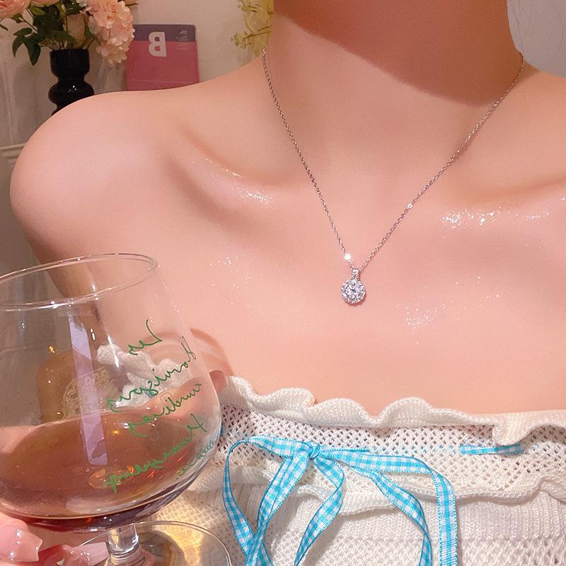 «Модное элитное жемчужное ожерелье: Универсальная цепочка на ключицу из титановой стали для женщин