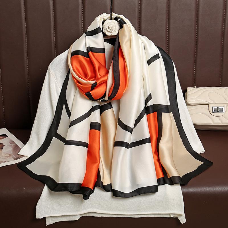 Fashionable Spring And Summer Thin Travel And Vacation Sunscreen Shawl, Elegant And Luxurious Women'S Air-Conditioned Room With Outdoor Shawl