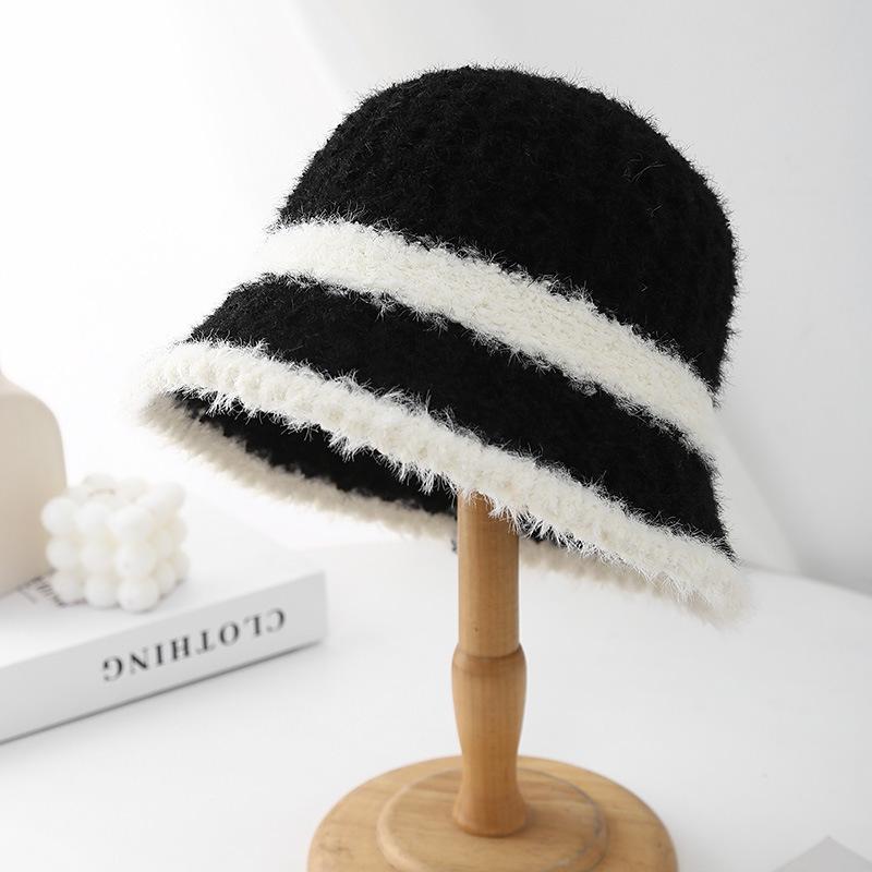 Осень и Зима Вязаная Теплая Защита Ушей Женская Простая Панама Защищающая от Холода Плюшевая Шапка