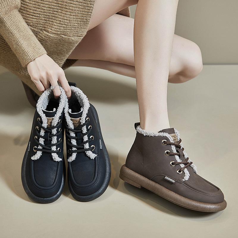 Хлопковая обувь женская зимняя 2024 года, новые бархатные теплые короткие ботинки, универсальные студенческие ботинки с плоской подошвой для отдыха на снегу для женщин