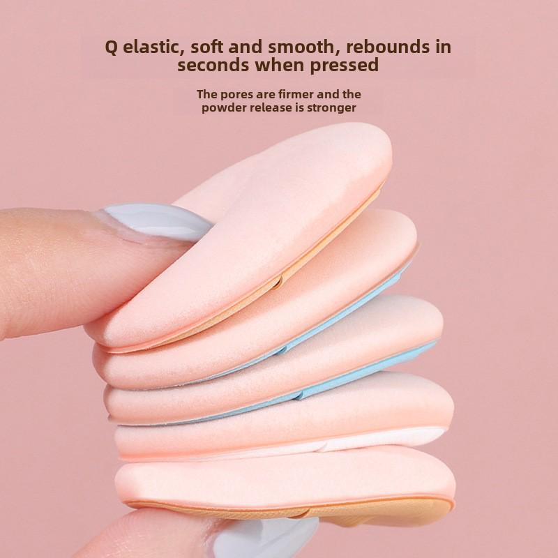 Мини-спонж для пудры двойного назначения на мизинец для жидкой основы