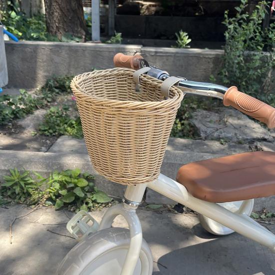 Детская плетеная корзина для велосипеда спереди с регулируемым ремнем для малышей, мальчиков и девочек, беговел, винтажная ручная работа, плетеная корзина для хранения из ротанга, аксессуары для велосипеда