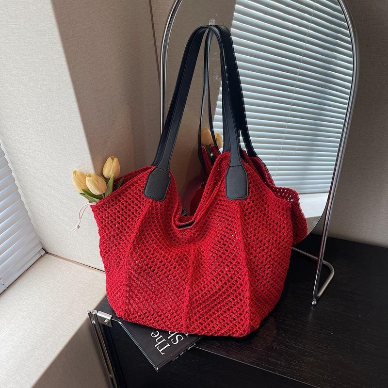 Нишевая пляжная сумка из плетеной сетки, женская новая сумка-тоут для通勤, большая вместимость, подмышечная сумка