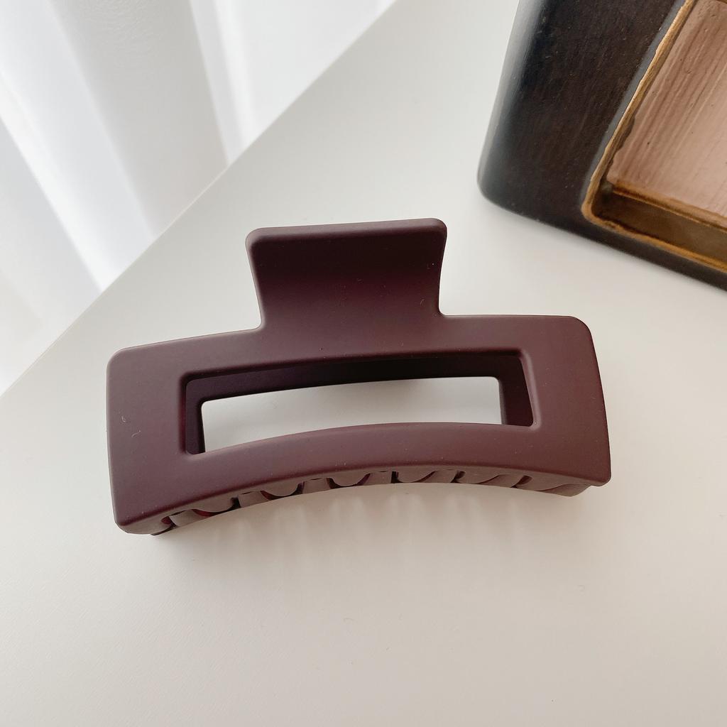 New Large Hair Clip Ladies Hair Barrette Buckle for Hair Accessories Plastic Claws Crab Hairpins for a Woman Clamps