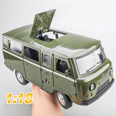 1:18 Русский УАЗ TRAVELER АВТОБУС Литая Модель Машинки Игрушка Литье под Давлением Металл Оттянуть Назад Звук и Свет Машинки Игрушки Для Детей Транспортное Средство
