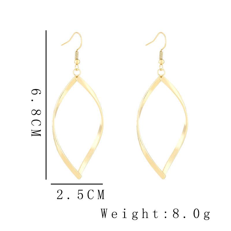 Minimalist Metal Statement Earrings for Women Golden Silver Twist Irregular Geometry Hollow Oval Drop Earrings