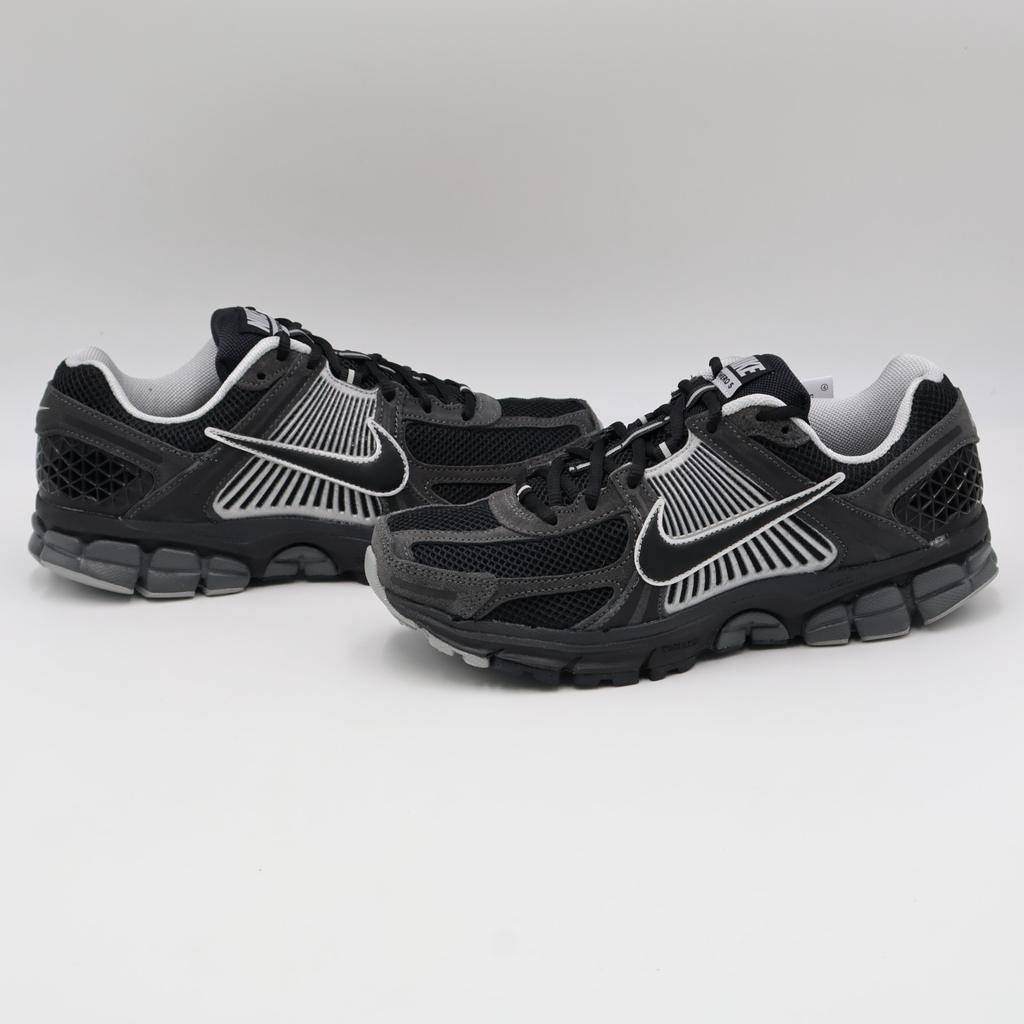 HF1553-006 Nike Zoom Vomero 5 Антрацит Плоское Серебро (Мужской)