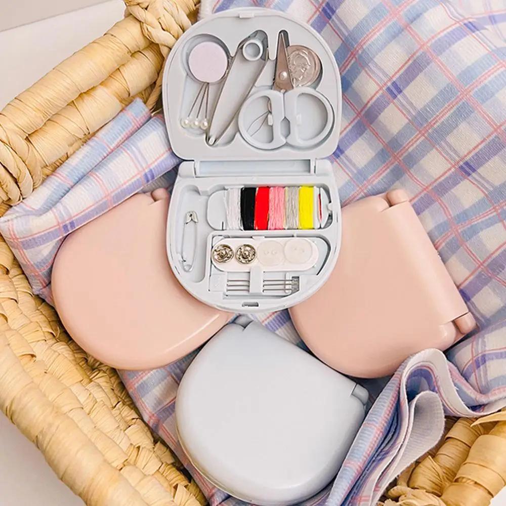 Практичный набор ниток для напёрстка, пластиковая мини-многофункциональная портативная подарочная швейная коробка для путешествий, аксессуары для ручного шитья