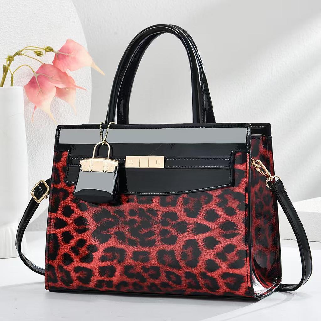 Новая сумка с леопардовым принтом, высокого уровня внешнего вида, усовершенствованная дизайнерская сумка-пэчворк с большой вместимостью через плечо