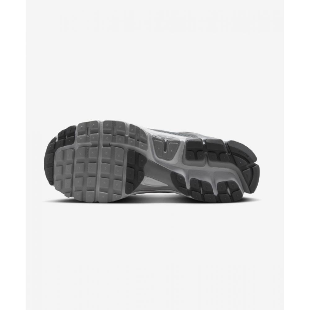 Nike ZooM BoMero 5 M Wolf Grey Metallic Silver Cool Grey White Fj4151 003