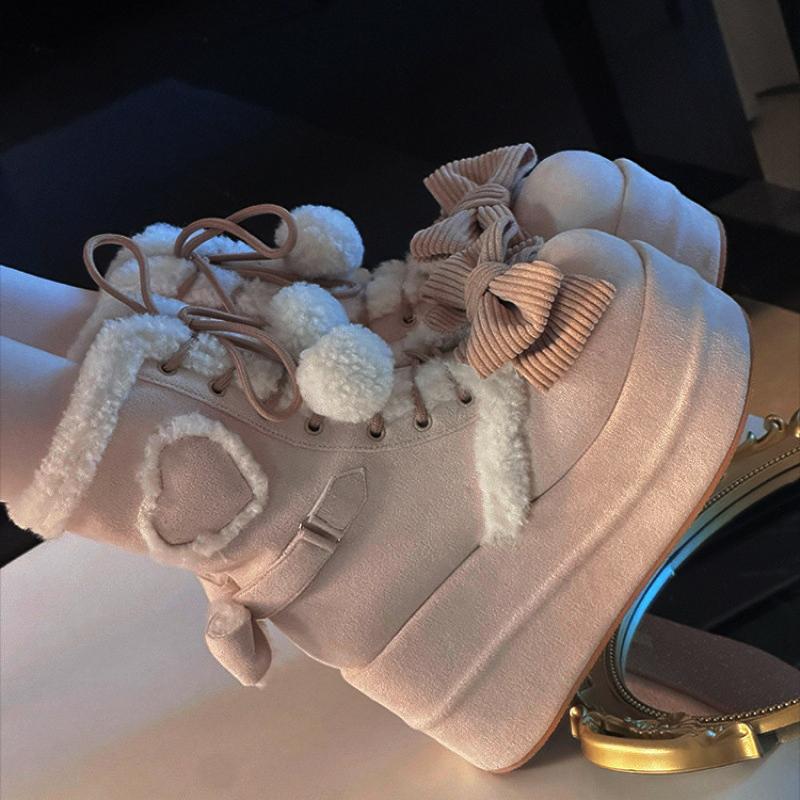 Милые зимние ботинки до середины икры в стиле Лолита для девочек, Симпатичные женские студенческие плюшевые теплые ботинки на шнуровке с бантами, на танкетке, увеличивающие рост