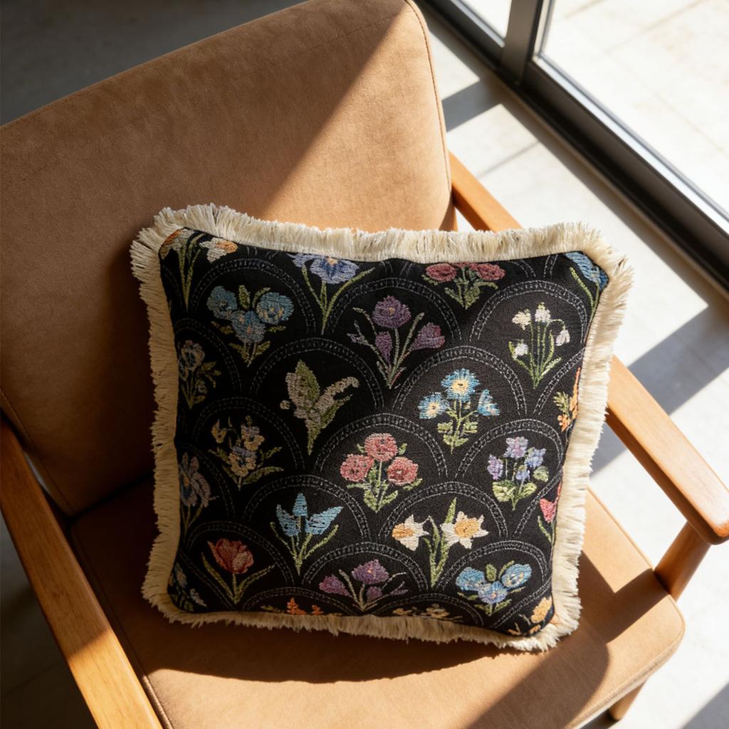 Washable Square Modern Farmhouse Couch Sofa Living Room Outdoor Cushion Decorative Tassel Couch Throw Pillow Covers