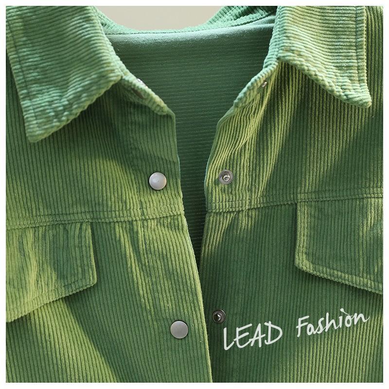 Женская утолщенная вельветовая куртка-рубашка средней длины с двойными карманами - весна 2022 г.