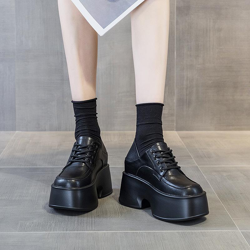 Маленькие кожаные туфли в британском стиле, два способа носки, женские весна 2025, новые, ретро, черно-белые, на шнуровке, лоферы на платформе, универсальные, трендовые