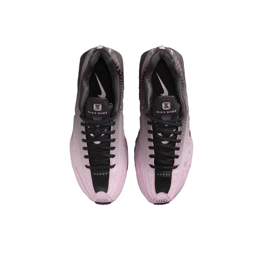 Nike Shox R4 Sakura женские кроссовки розовые королевские-розовые черные IB8872-600