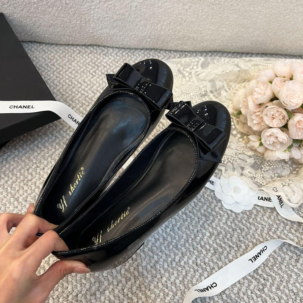 Увеличение высоты 5 см бант круглый носок неглубокий вырез туфли-лодочки женские 2025 весна новые фея ветер лакированная кожа на одной педали мягкая подошва