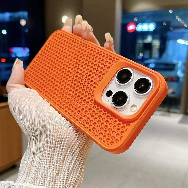 Heat Mesh Breathable Luxury Dissipation Phone Case For Iphone 16 15 14 Plus 13 12 11 Pro Max Shockproof Soft Bumper Hard Cover