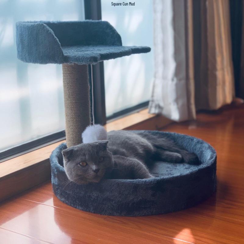 Четырехсезонное кошачье дерево: Кровать, Игровой комплекс, Когтеточка, Сизалевая веревка, Когтеточка, Игрушки и принадлежности.