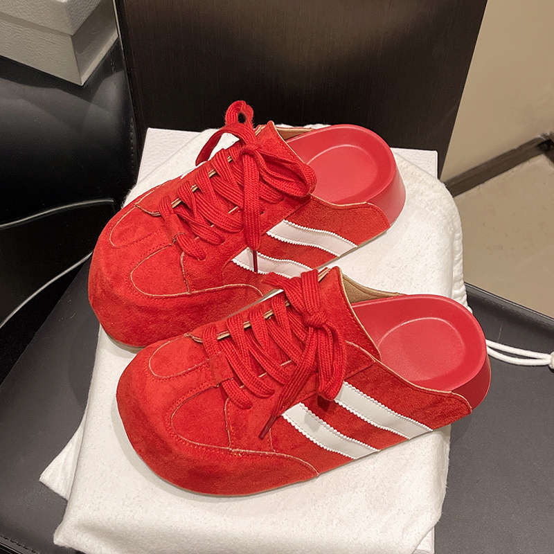 2025 весна и лето новая мода корейская версия шнуровка немецкие тренировочные туфли повседневный стиль универсальные увеличение внутренней высоты мягкая подошва сумка голова половина