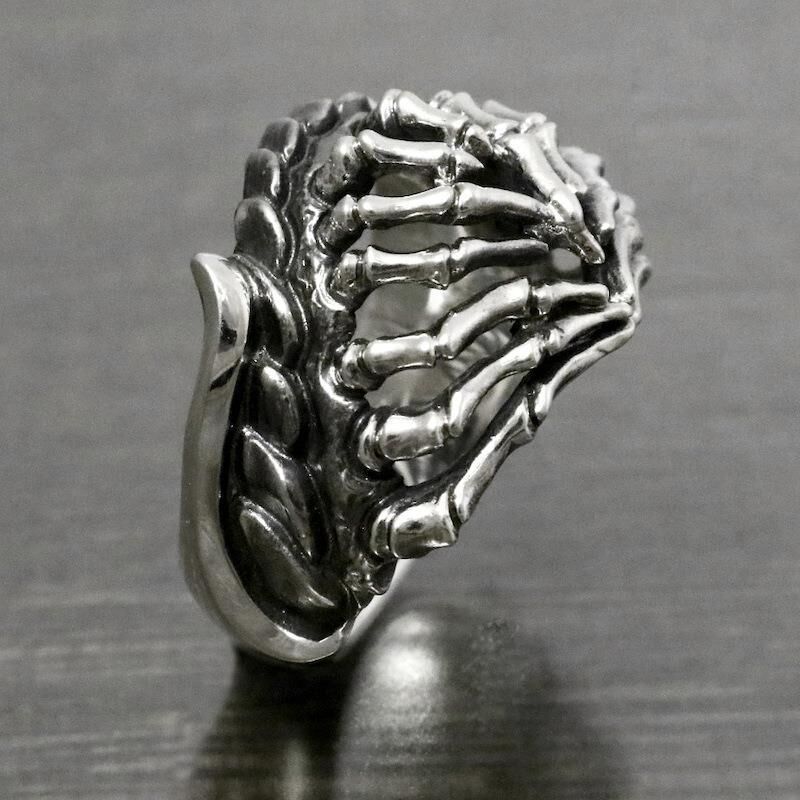 Ins Trendy Centipede Leg Ring Punk Skull Ghost Claw Ring Hip Ring