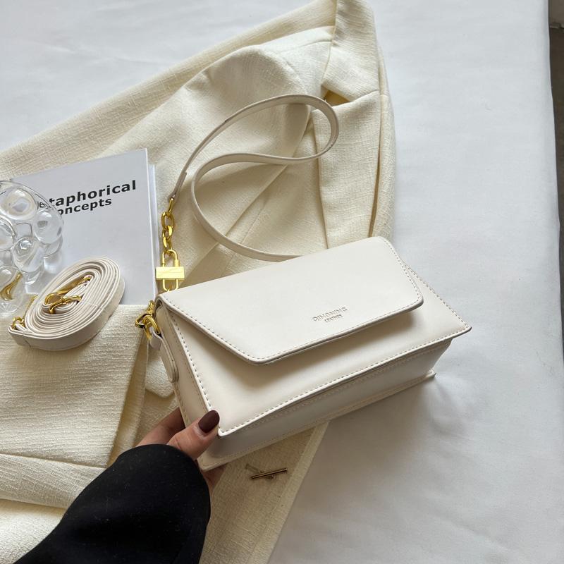 Зеленые сумки через плечо с клапаном для женщин 2024 Зимняя дизайнерская модная тенденция Маленькая кожаная сумка через плечо Сумки и кошельки