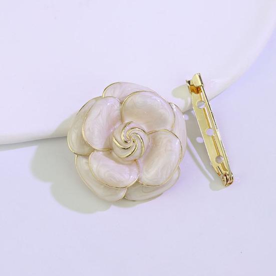 Scarf Button Camellia Shape Alloy Brooch with Glossy Glaze Sweaters Collars Hats Bags Coats Scarves Badge Outfit