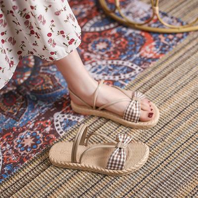 Модные женские летние тапочки Модные универсальные Новые летние пляжные туфли Инс Тренд Онлайн Знаменитость Тапочки на толстой подошве Дышащие Противоскользящие