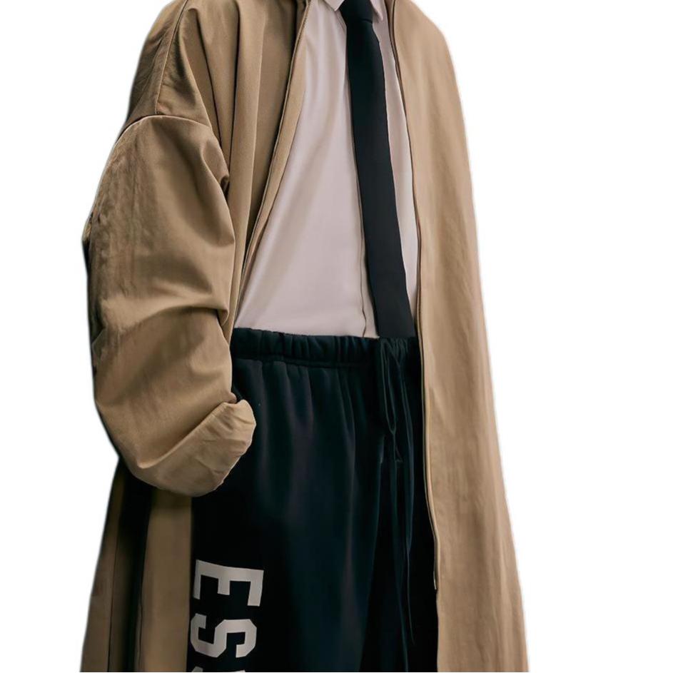 Fear of God Essentials Текстурированный нейлоновый тренч с принтом из букв Мужские пальто Песочный 202HO246347F