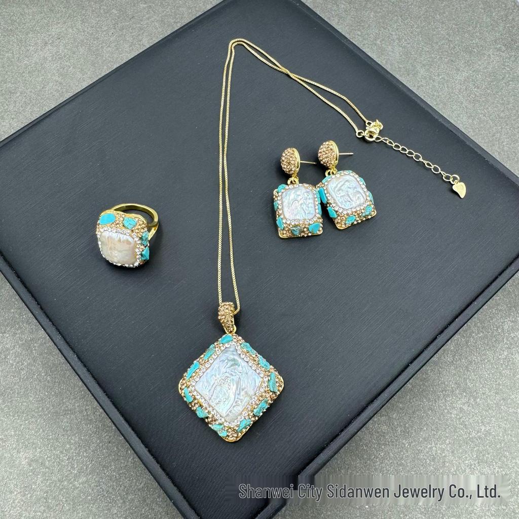 Европейский и американский набор бижутерии в стиле легкой роскоши барокко с чешскими бриллиантами и средневековым необработанным камнем - набор из трех предметов.